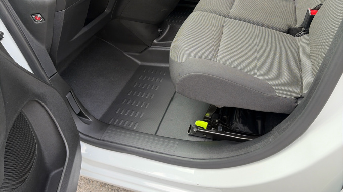 Vauxhall Combo Cargo Combo Diesel 1.5 Turbo D 100ps Prime Plus H1 Van - Image 33